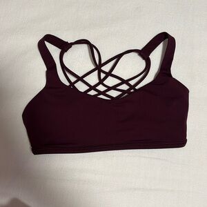 Lululemon Size 6 Free to Be Bra in Maroon